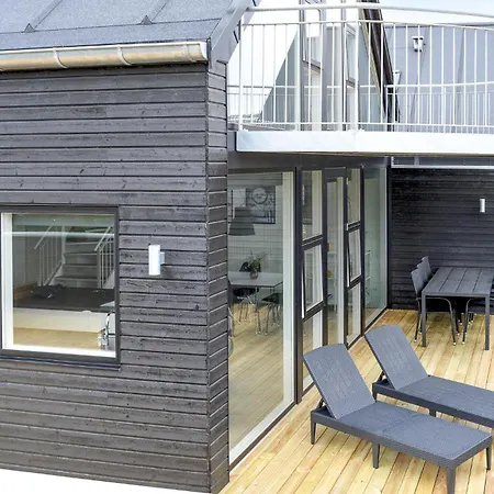 펜션 Three-bedroom In Romo *