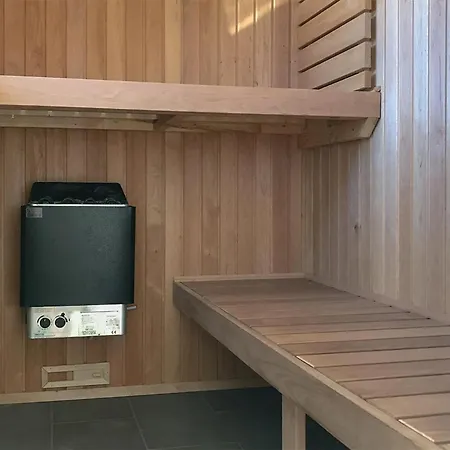 Three-bedroom In Romo 펜션 *