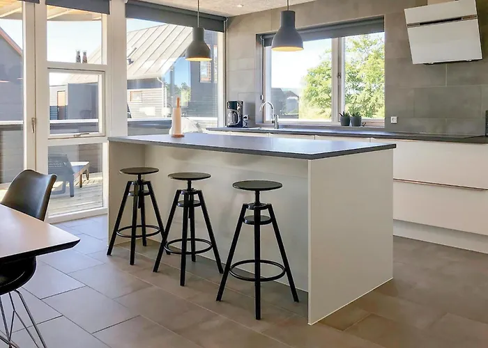 Three-bedroom In Romo
