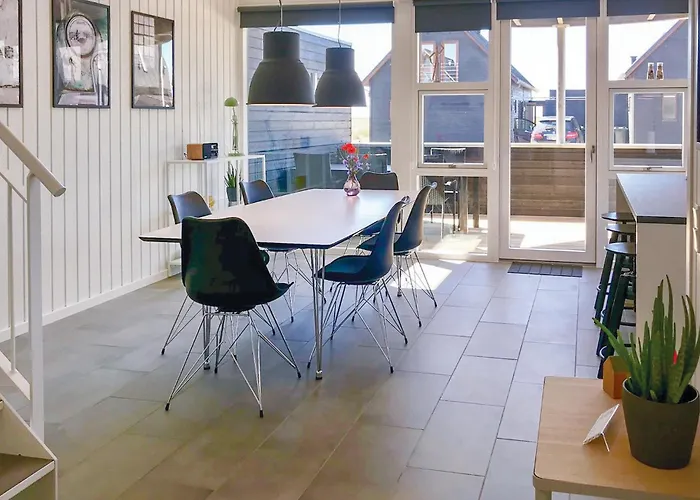Three-bedroom In Σπίτι διακοπών *